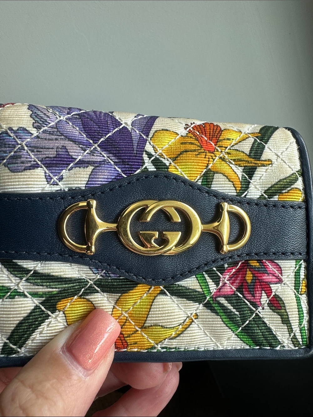 Gucci Floral Canvas Compact Wallet in Cream, Yellow, Purple and Navy - Picture 8 of 8